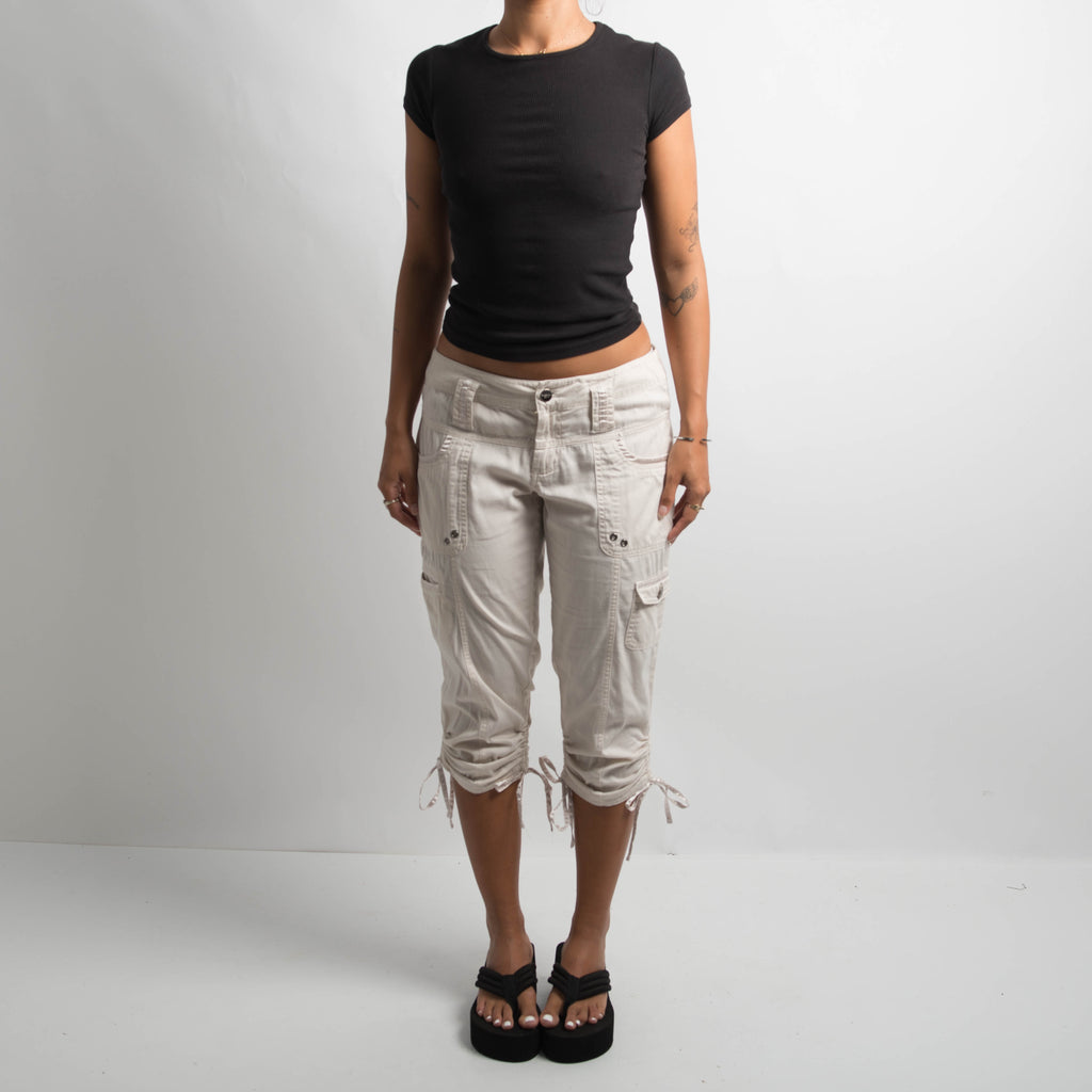 CREAM CAPRI CARGO PANTS
