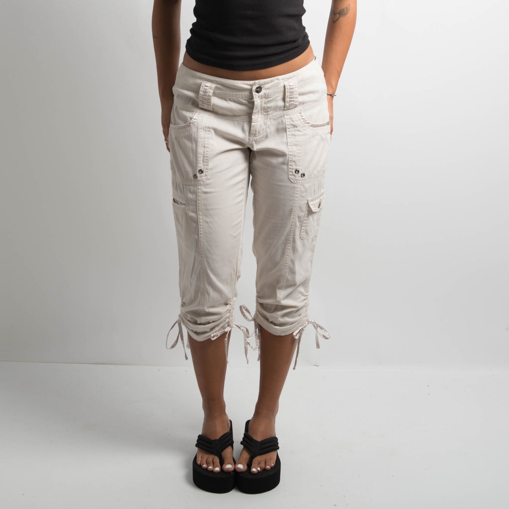 CREAM CAPRI CARGO PANTS