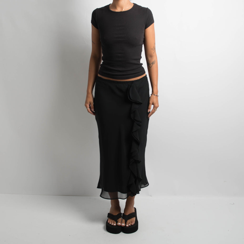 BLACK RUFFLE MIDI SKIRT