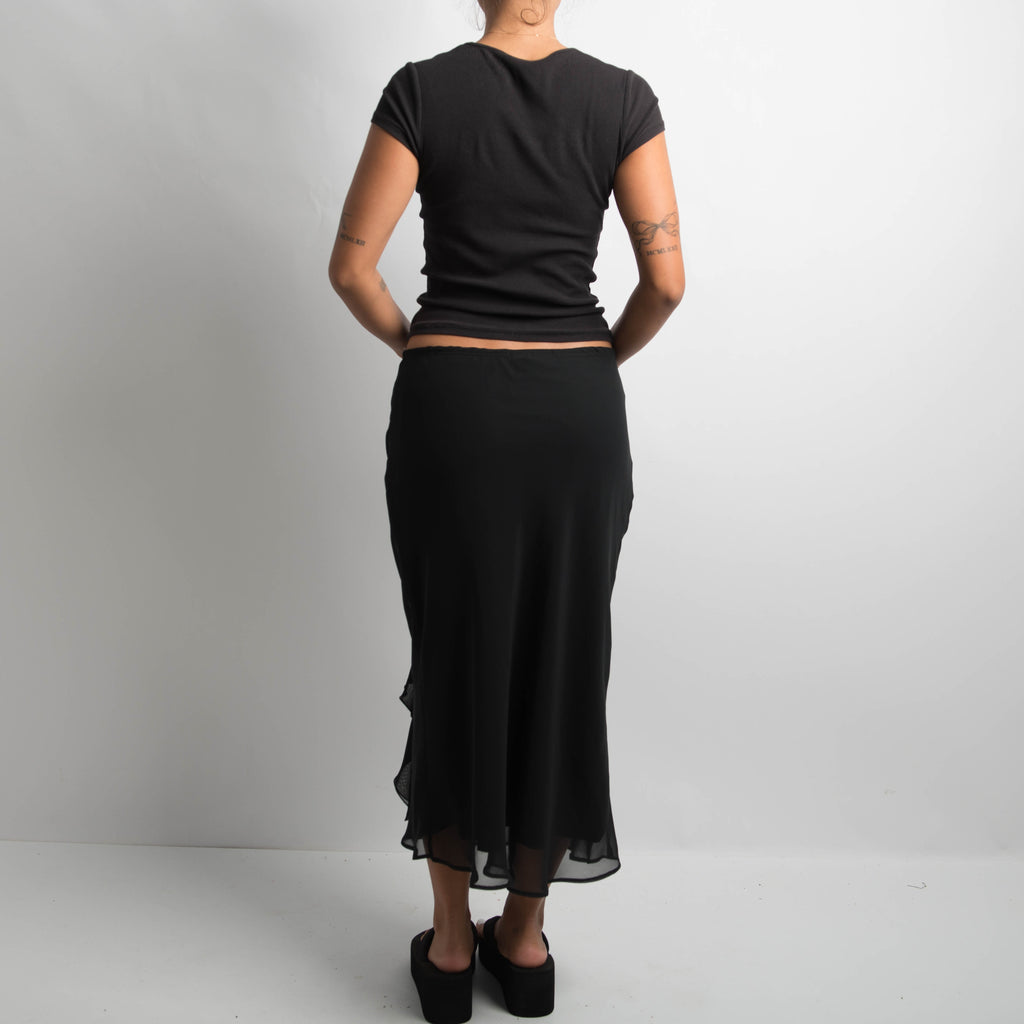 BLACK RUFFLE MIDI SKIRT