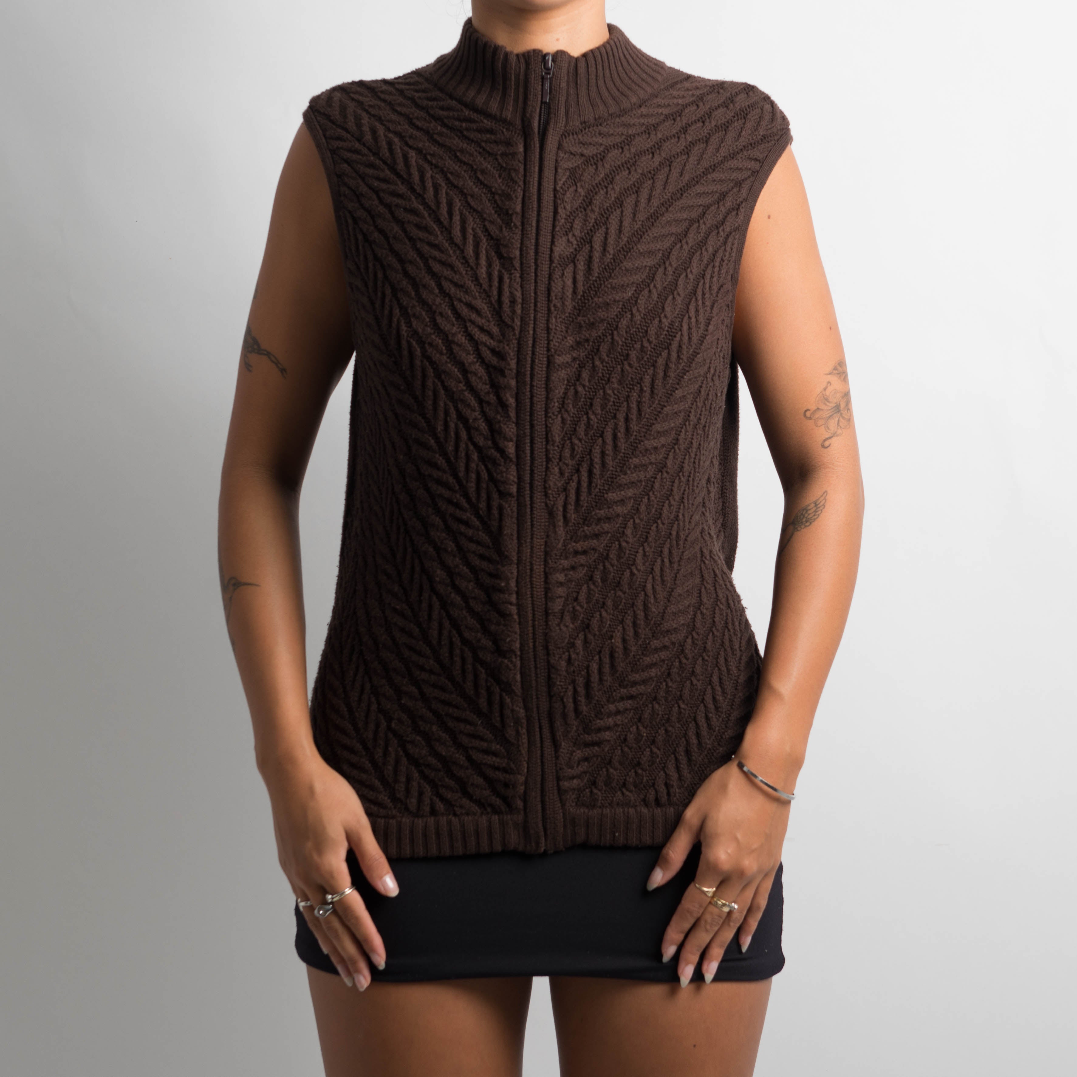 BROWN ZIP KNIT VEST
