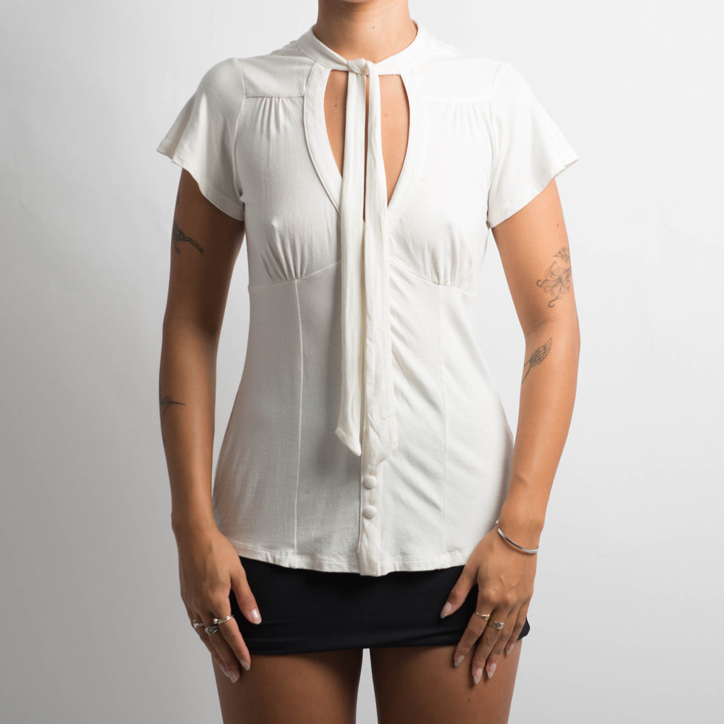 WHITE SHORT SLEEVE BLOUSE