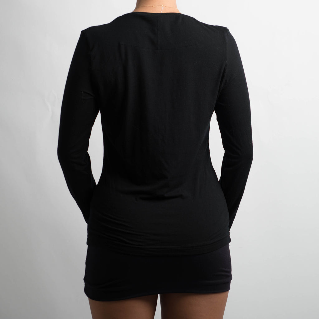 BLACK LONG SLEEVE TOP