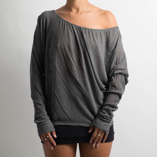 GREY LONG SLEEVE TOP