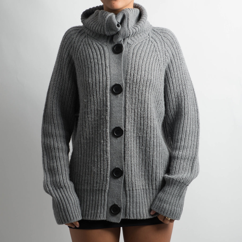 CHUNKY GREY KNIT CARDIGAN