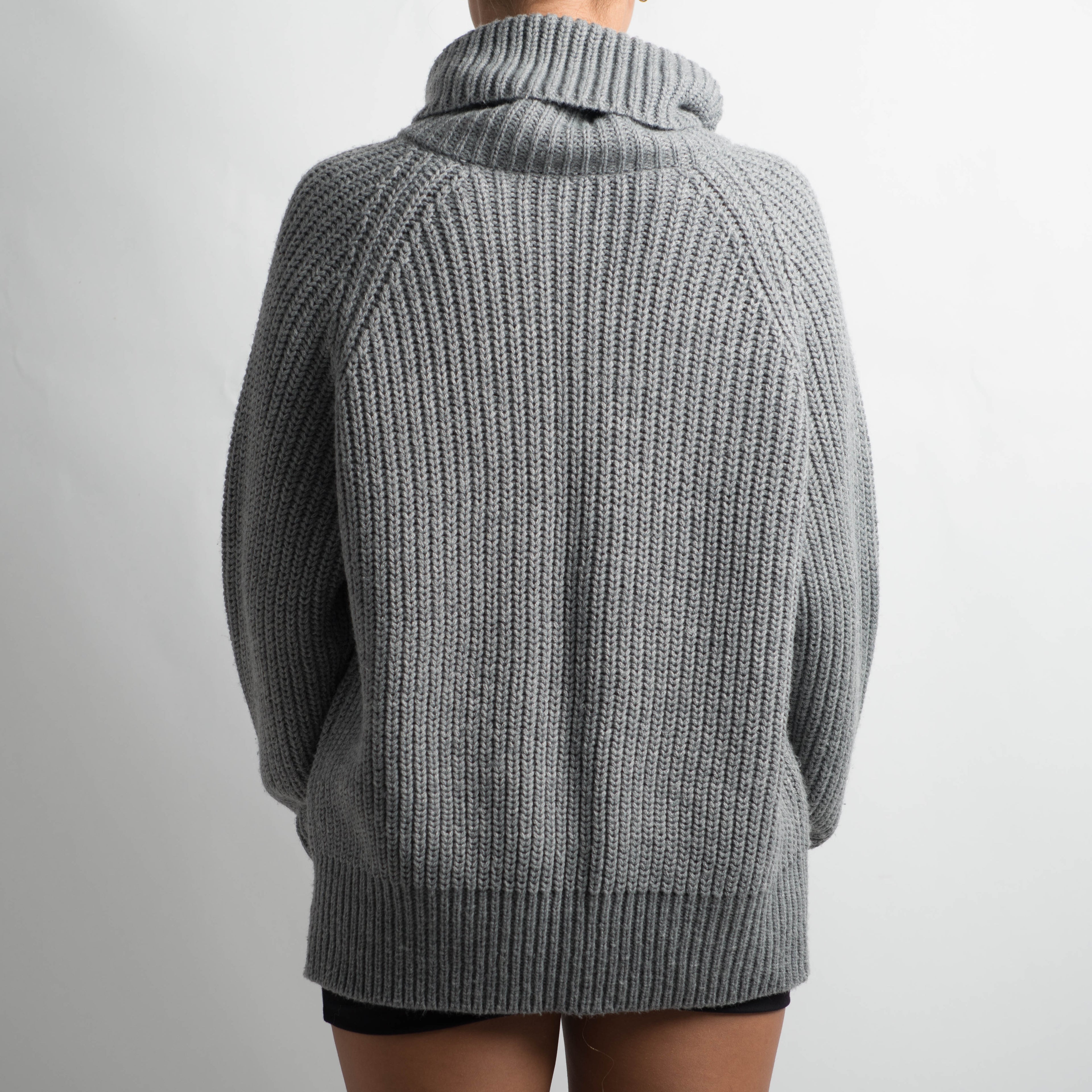 CHUNKY GREY KNIT CARDIGAN