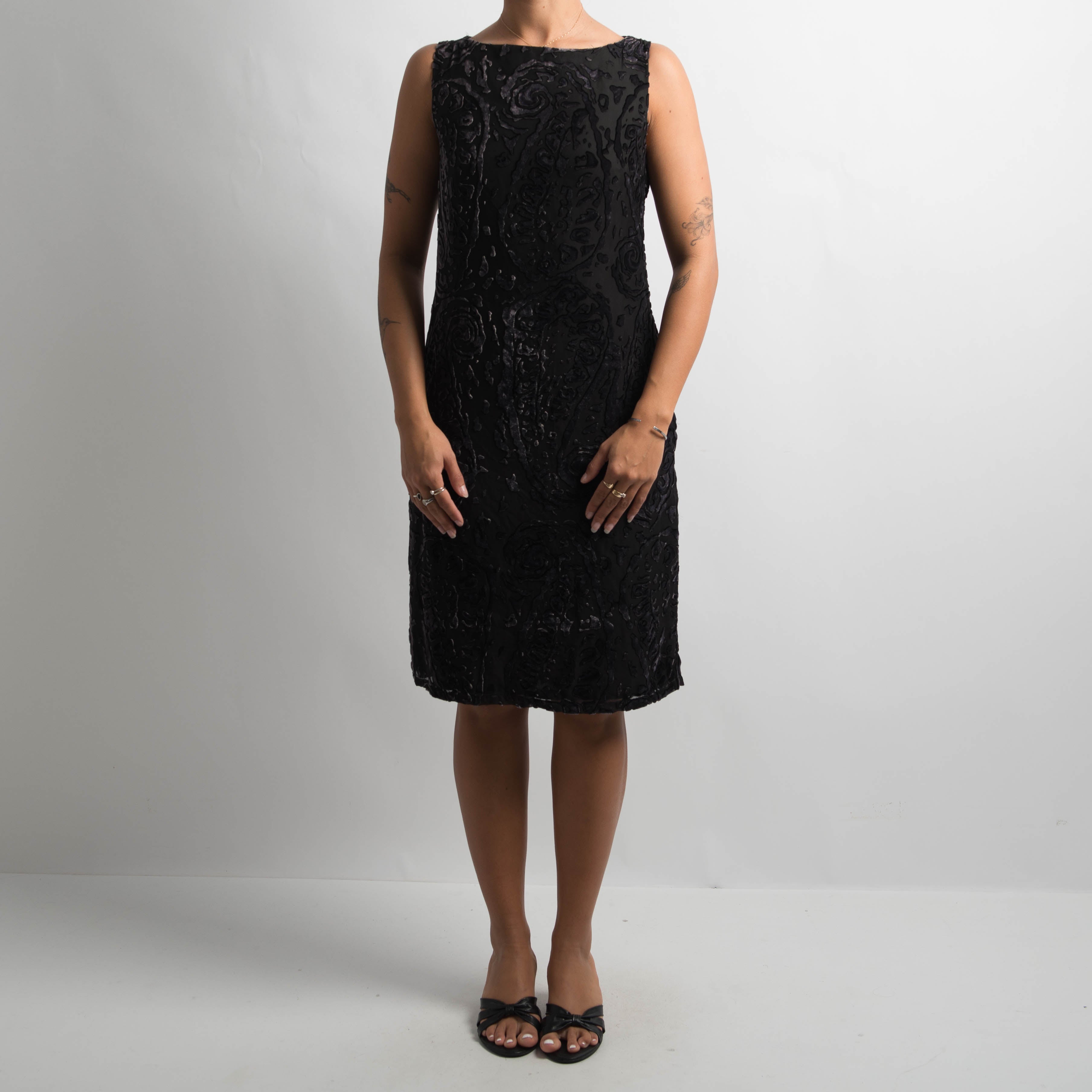 VELOUR PATTERN SHIFT DRESS