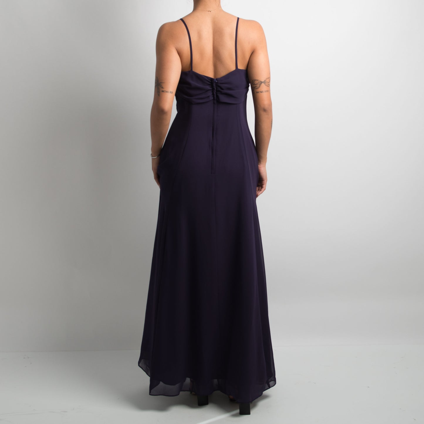 ROBE VIOLET PROFOND