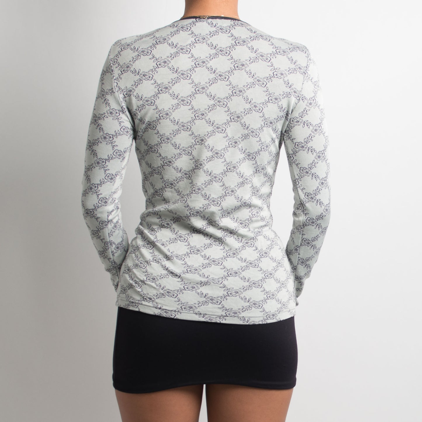 GREY SLINKY FLORAL LONG SLEEVE