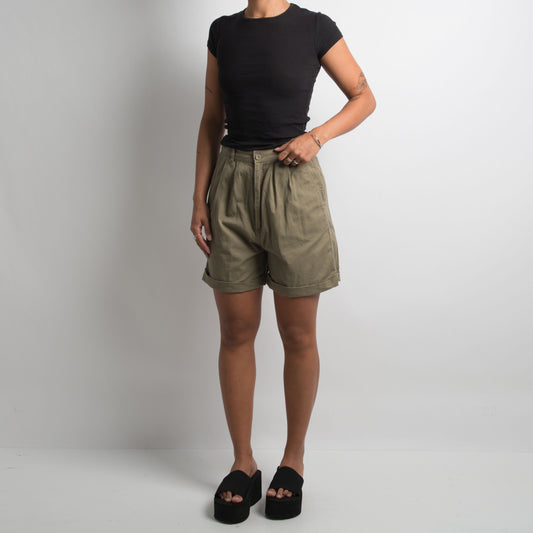 KHAKI HIGH RISE SHORTS