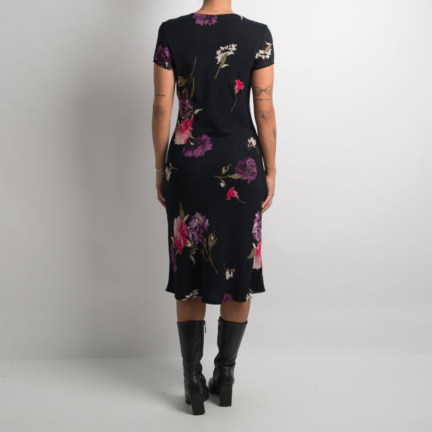 BLACK FLORAL MIDI DRESS