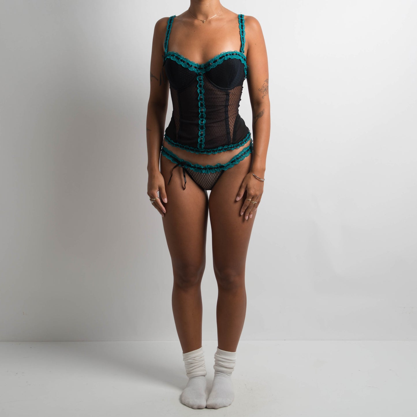 BLACK / GREEN CORSET + THONG