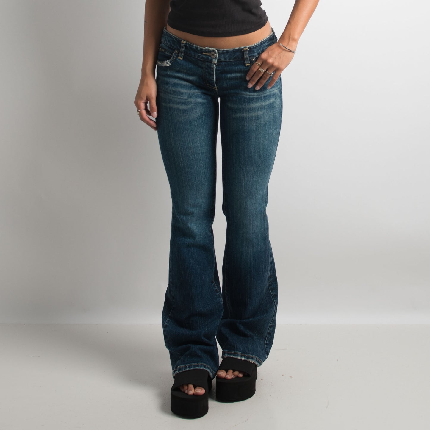 SLIM FIT BOOTCUT JEANS