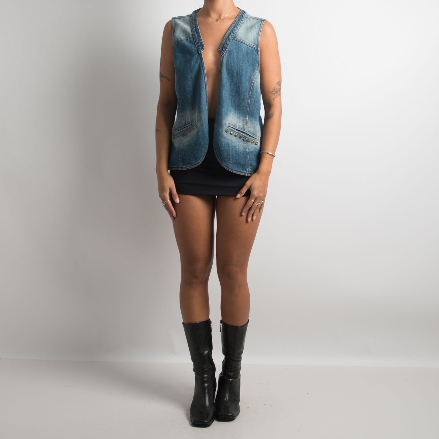 FADED WASH DENIM VEST