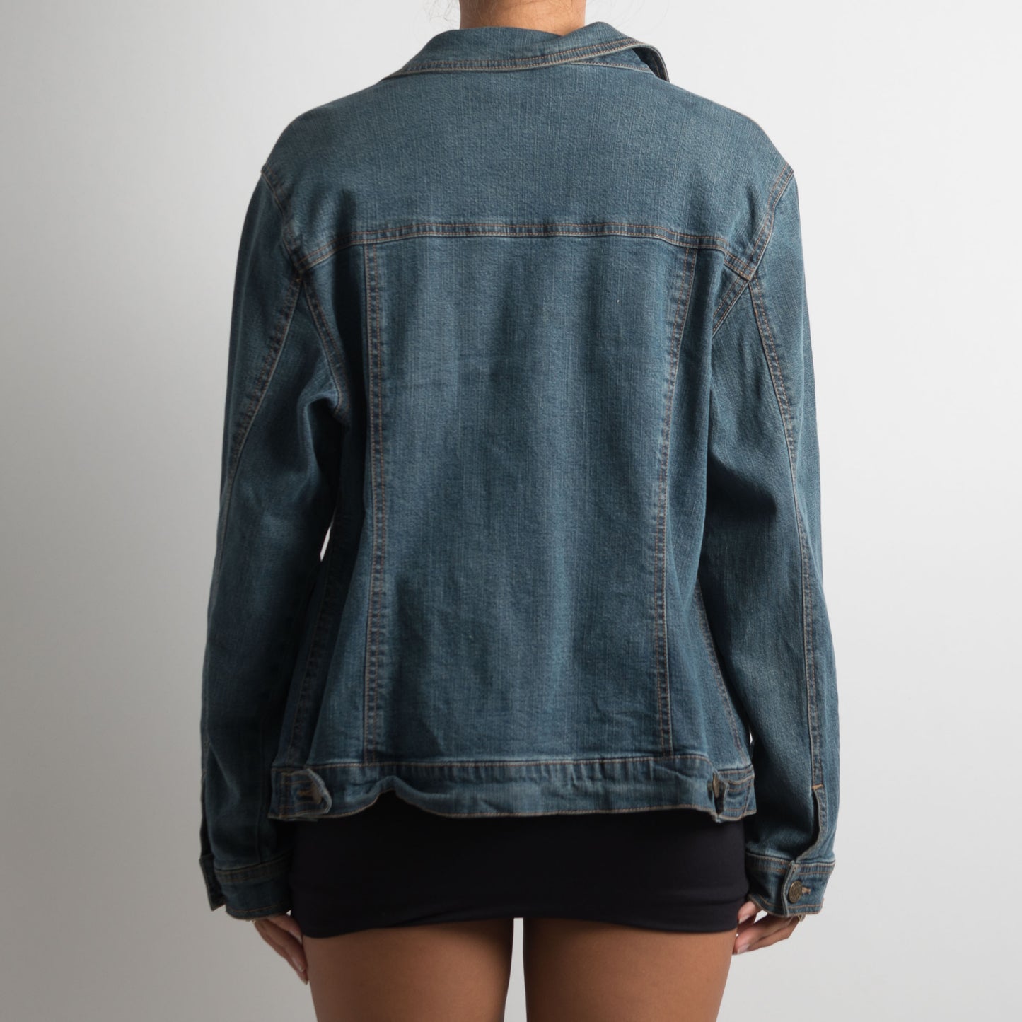 MID WASH DENIM JACKET