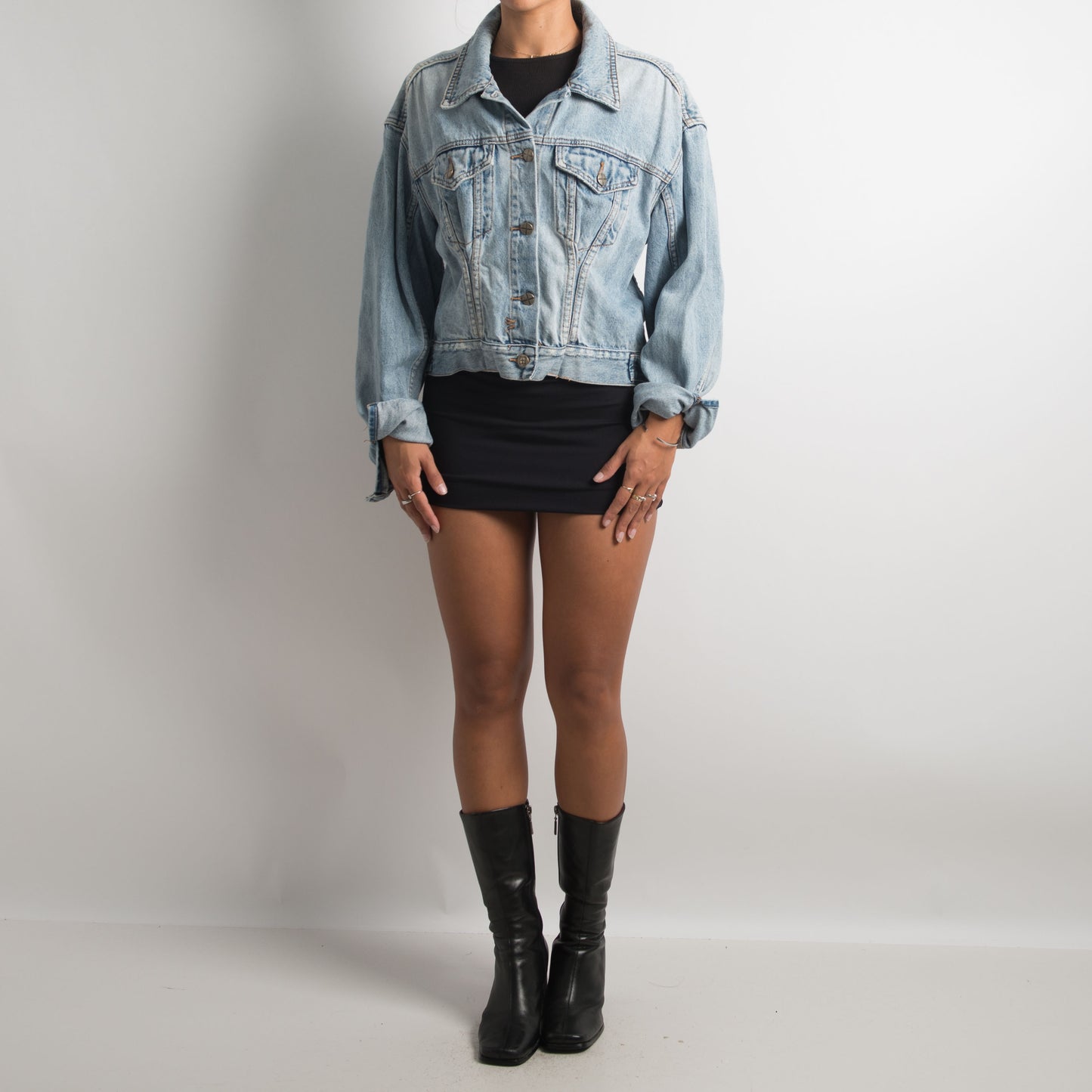 VESTE COURTE EN JEAN OVERSIZE