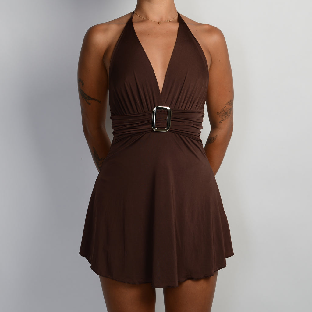 BROWN BUCKLE LONGLINE TOP