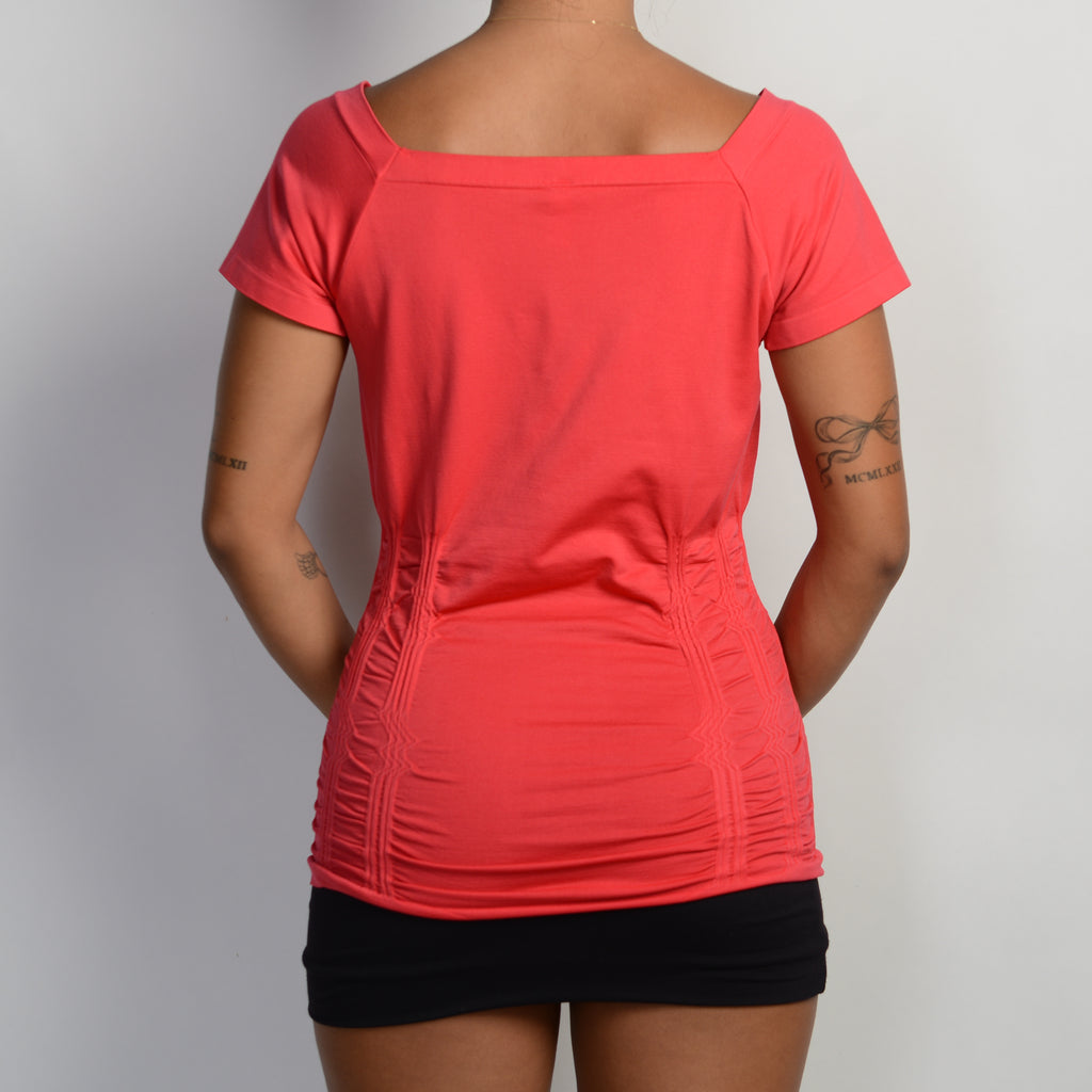 RED RUCHED STRETCH TOP