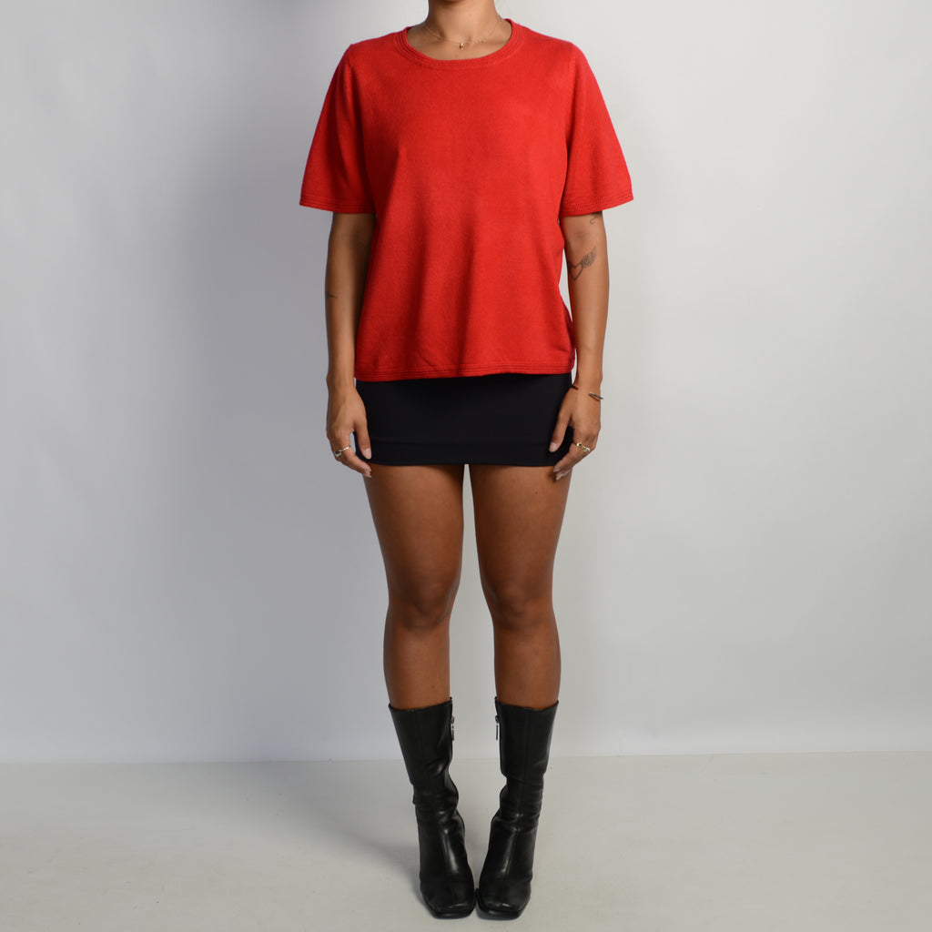 RED KNIT TSHIRT