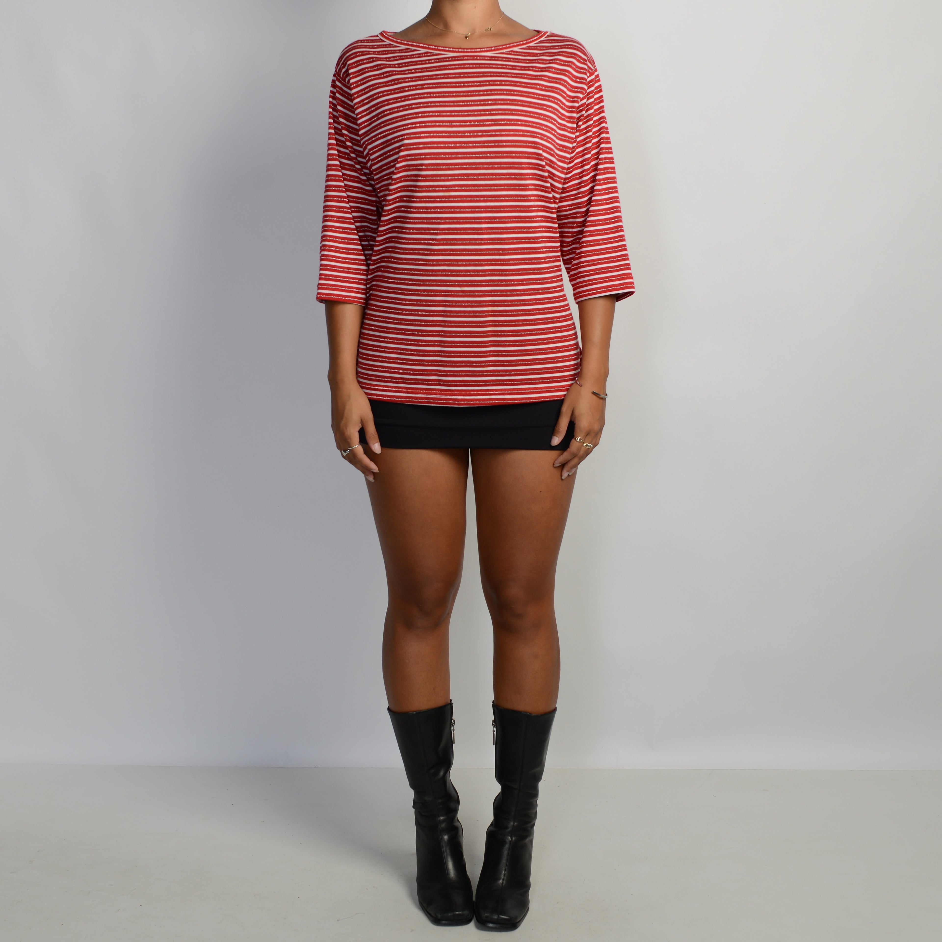 RED STRIPE 3/4 SLEEVE TOP