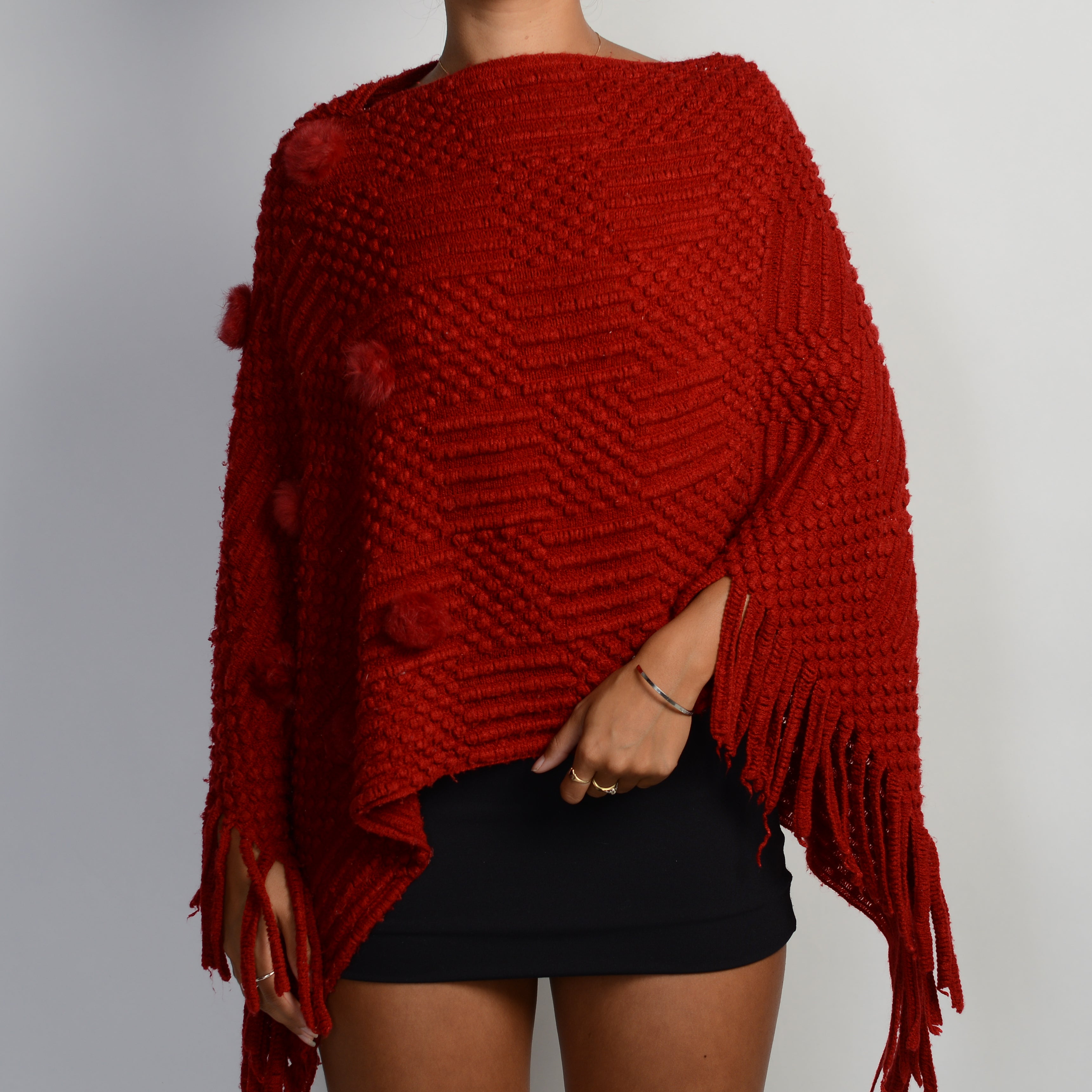 RED TEXTURED KNIT PONCHO