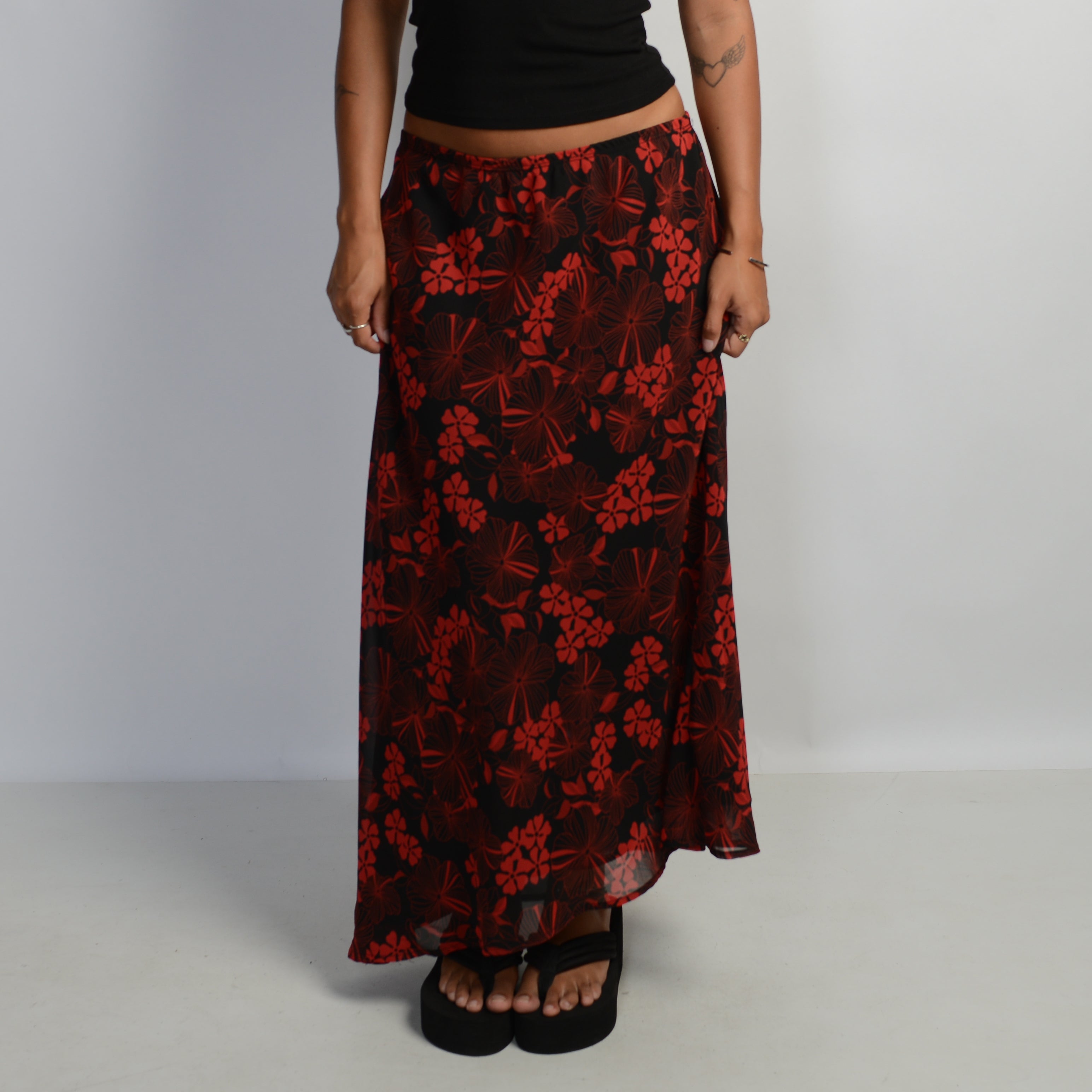 RED FLORAL MAXI SKIRT