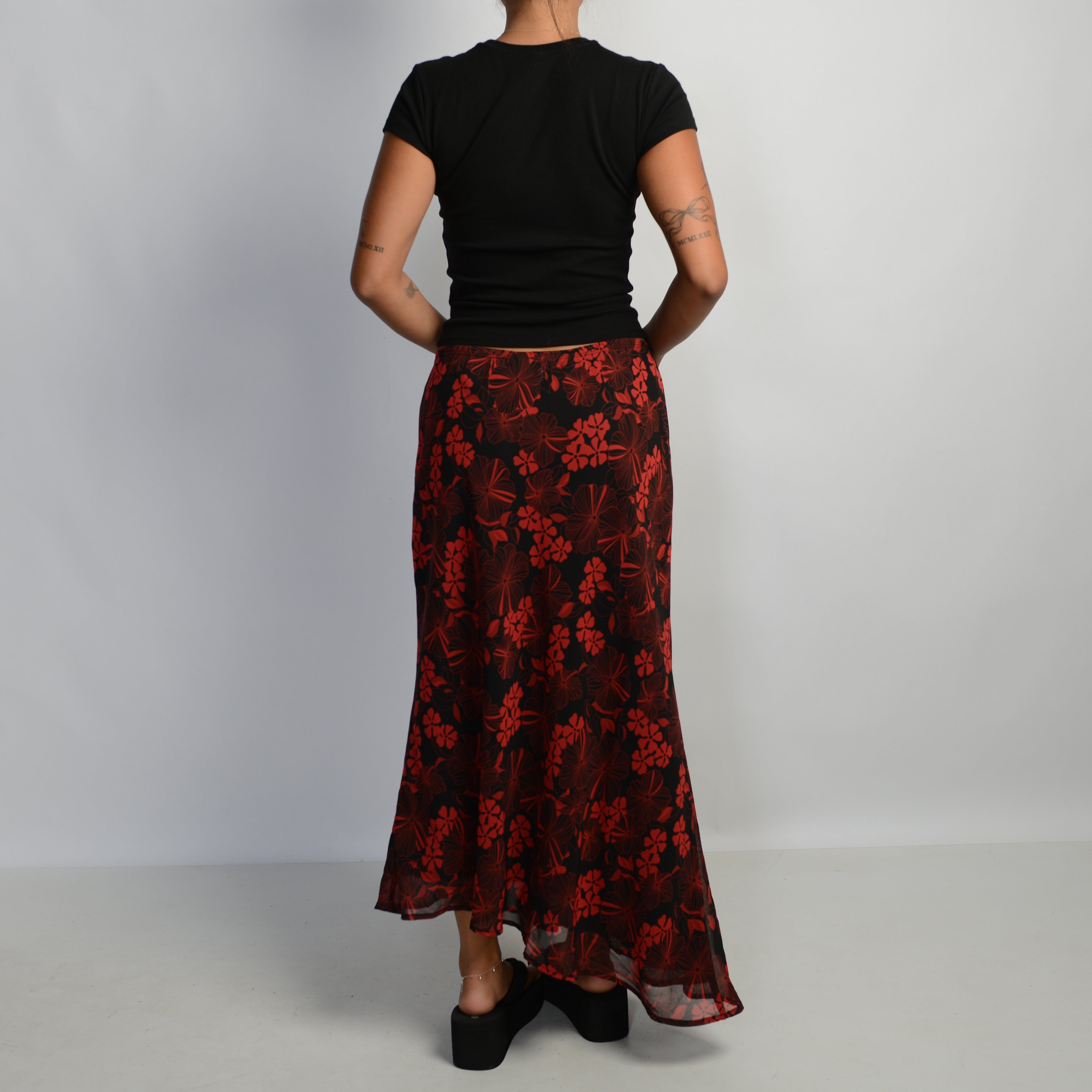 RED FLORAL MAXI SKIRT