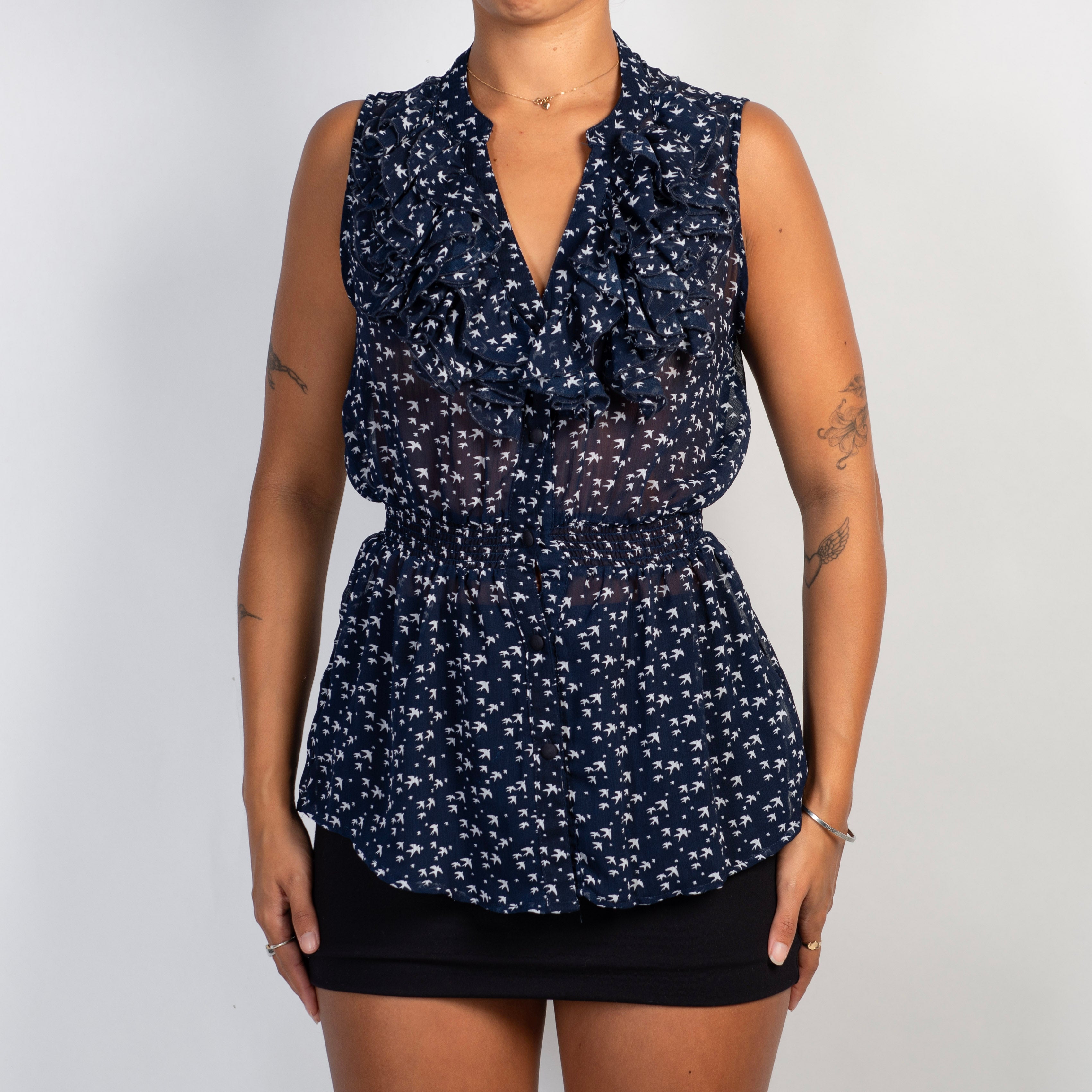 NAVY PATTERN RUFFLE BLOUSE