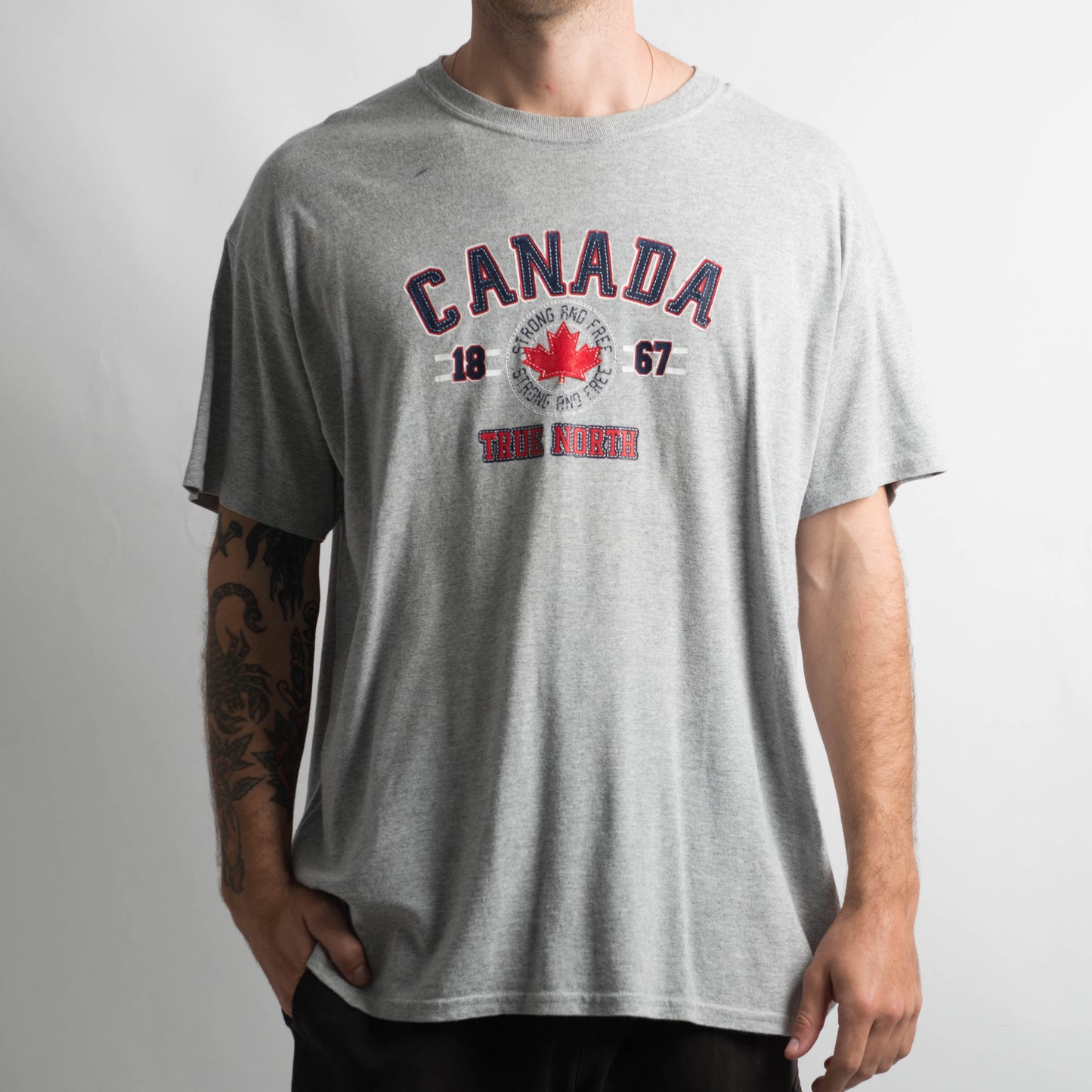 GREY CANADA TSHIRT