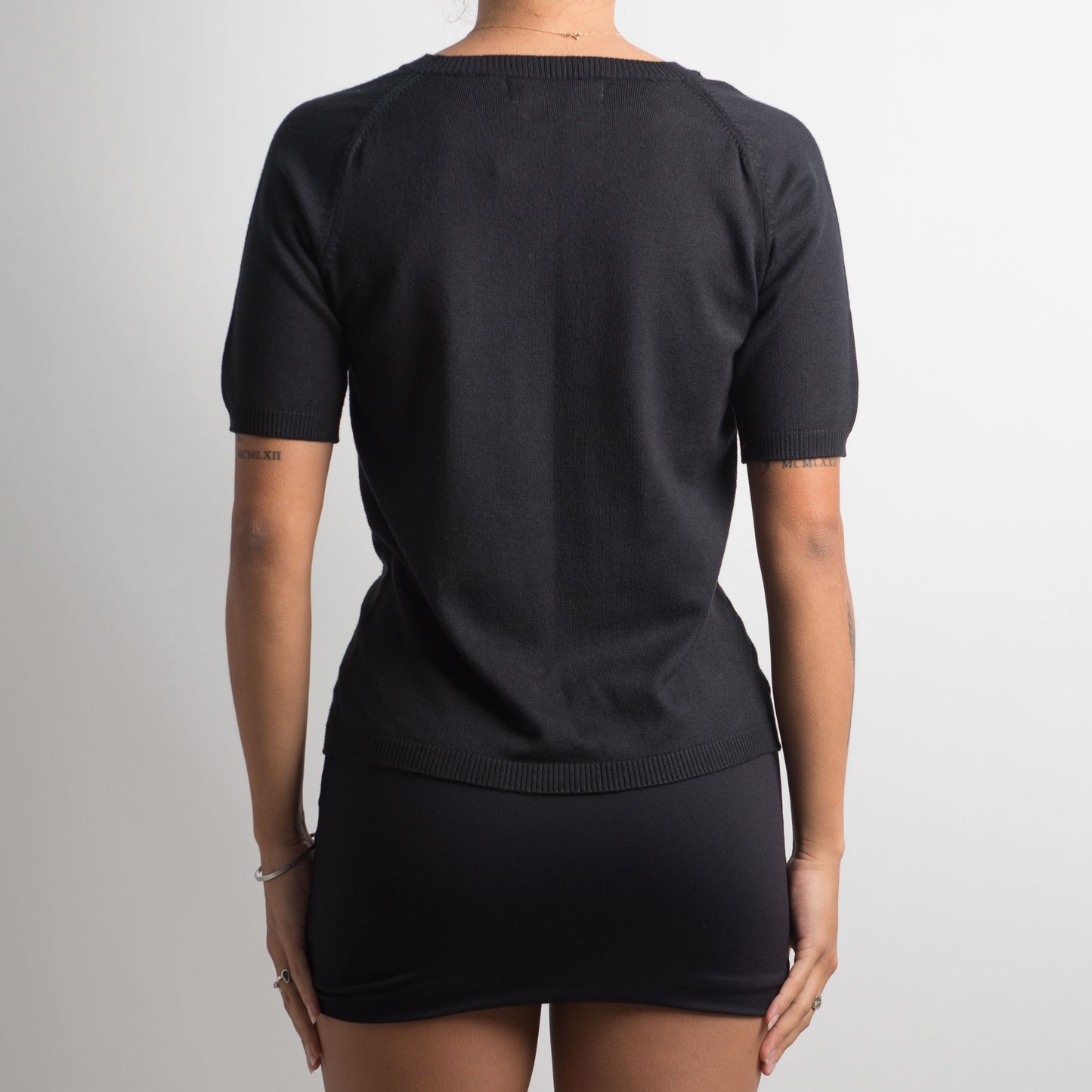 BLACK KNIT TSHIRT