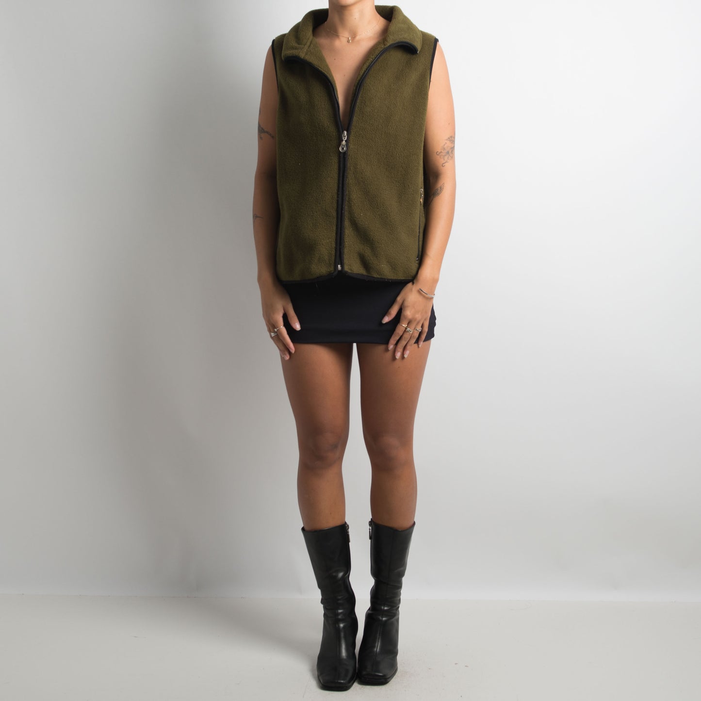 KHAKI FLEECE VEST