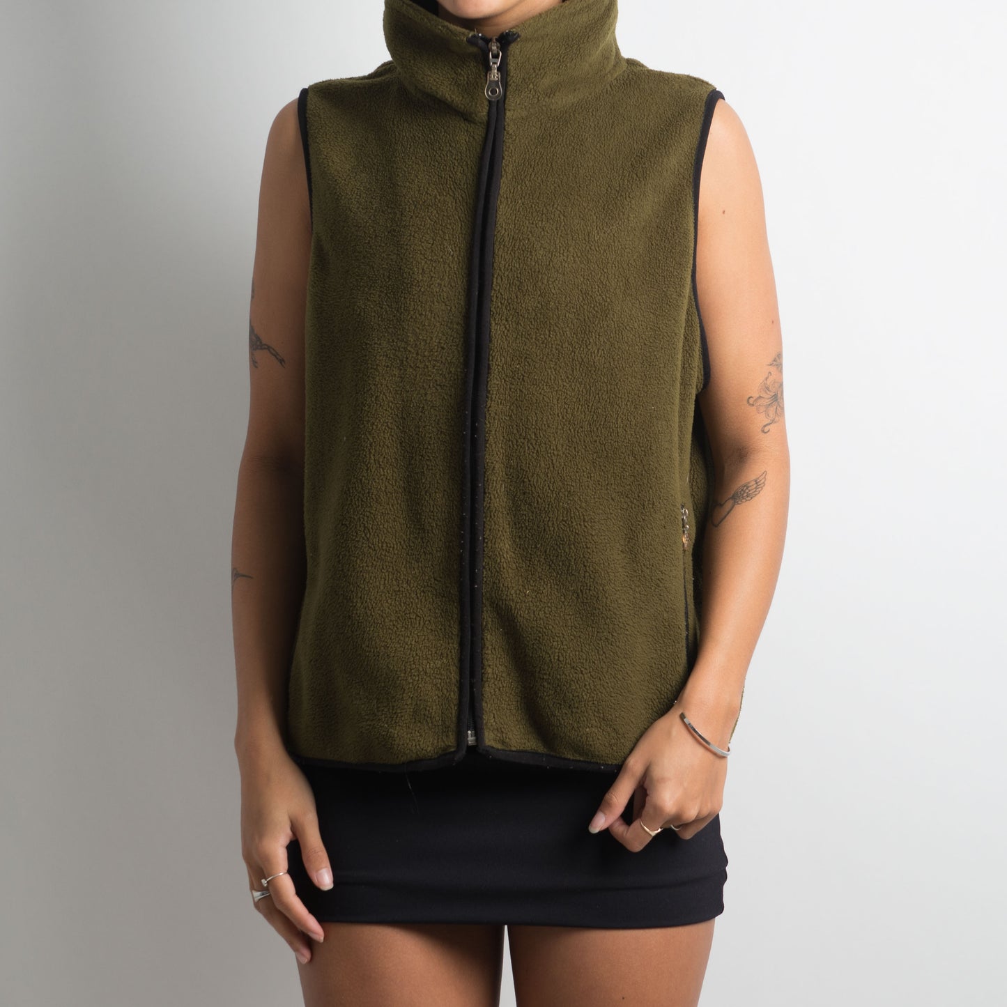 KHAKI FLEECE VEST