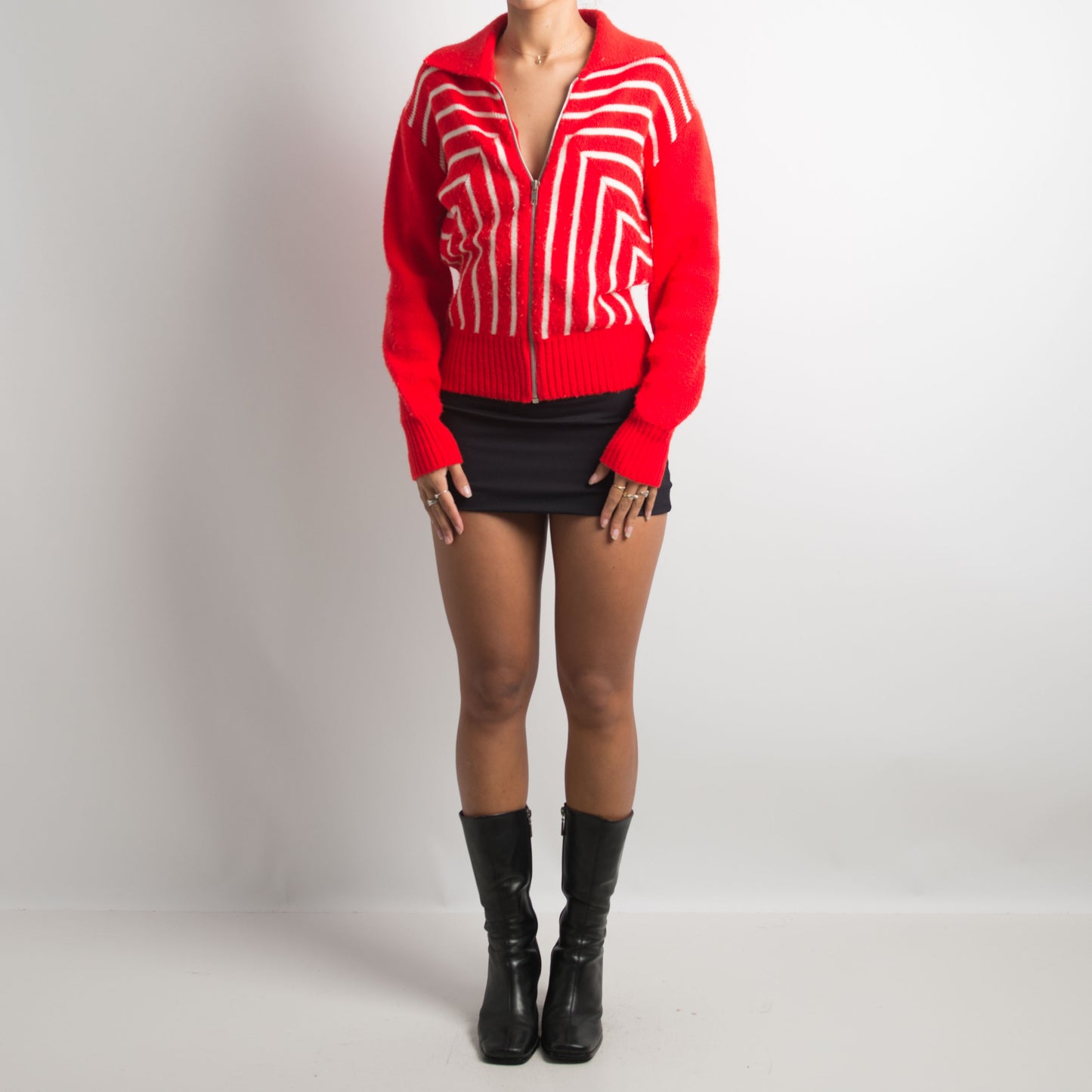 COLLARED ZIP KNIT SWEATER