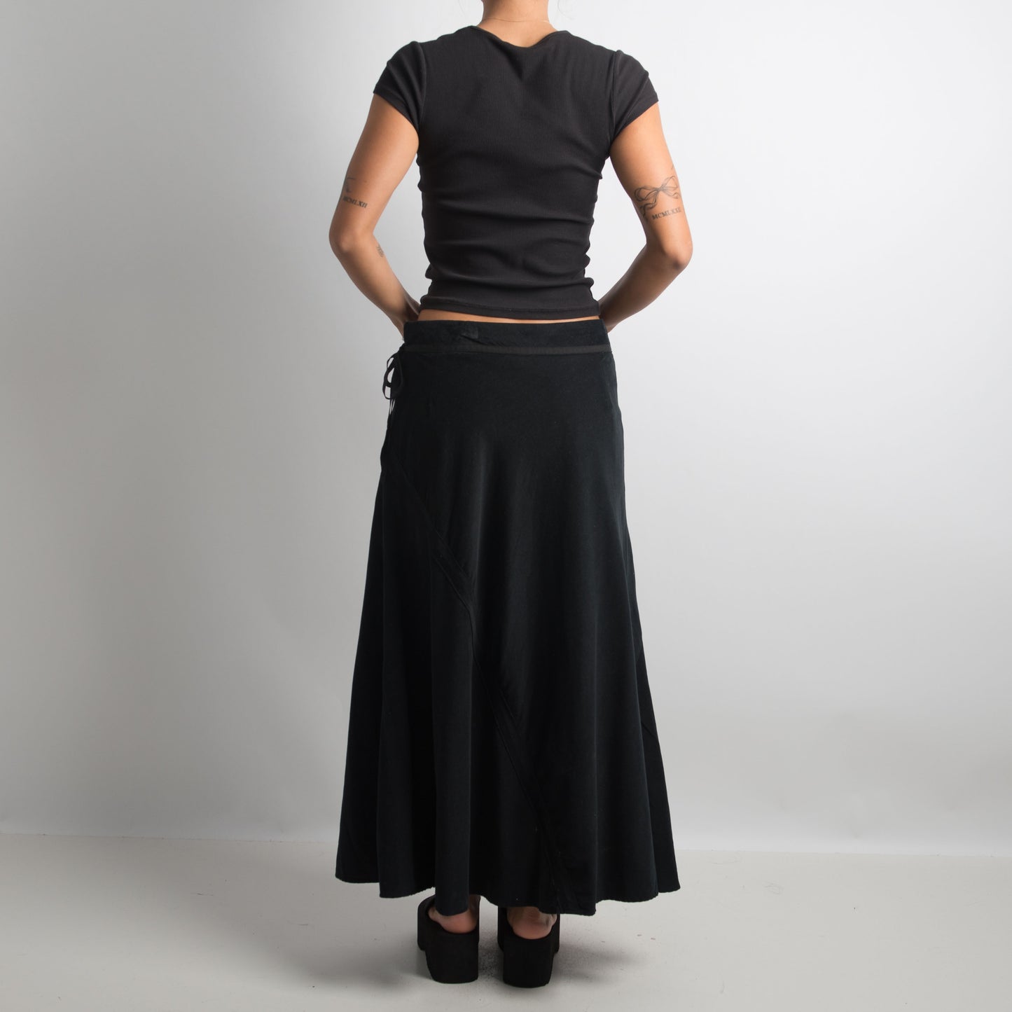 CORDUROY LONGLINE SKIRT