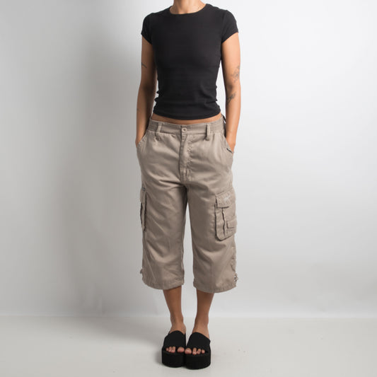 BEIGE CARGO 3/4 PANTS