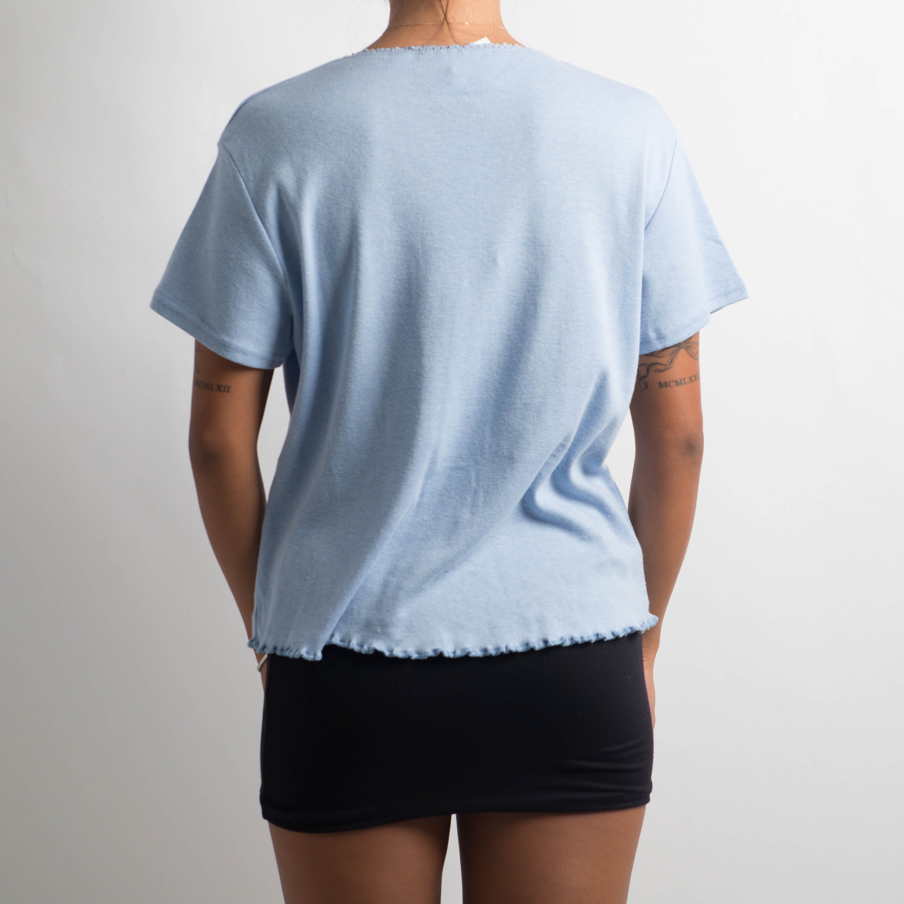 BLUE EMBROIDERED BUTTON TEE