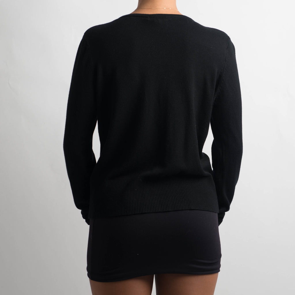 CLASSIC BLACK CARDIGAN