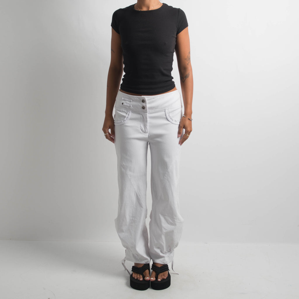 WHITE STRETCH PANTS