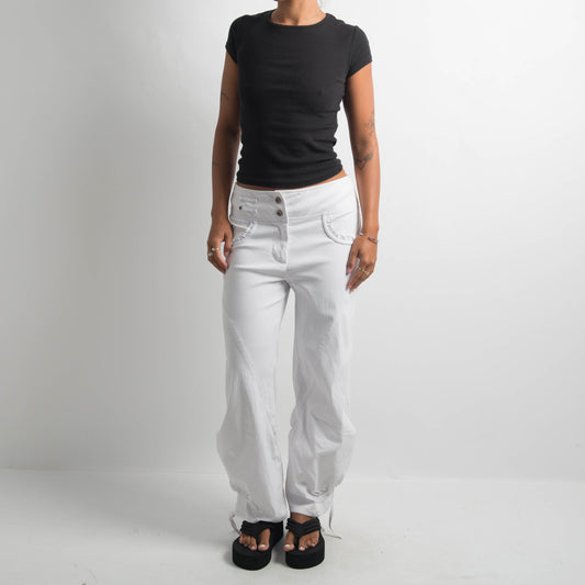WHITE STRETCH PANTS
