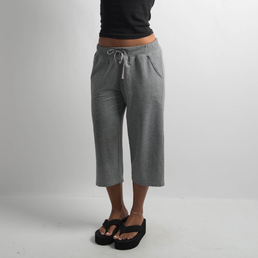 GREY CAPRI LOUNGE PANTS