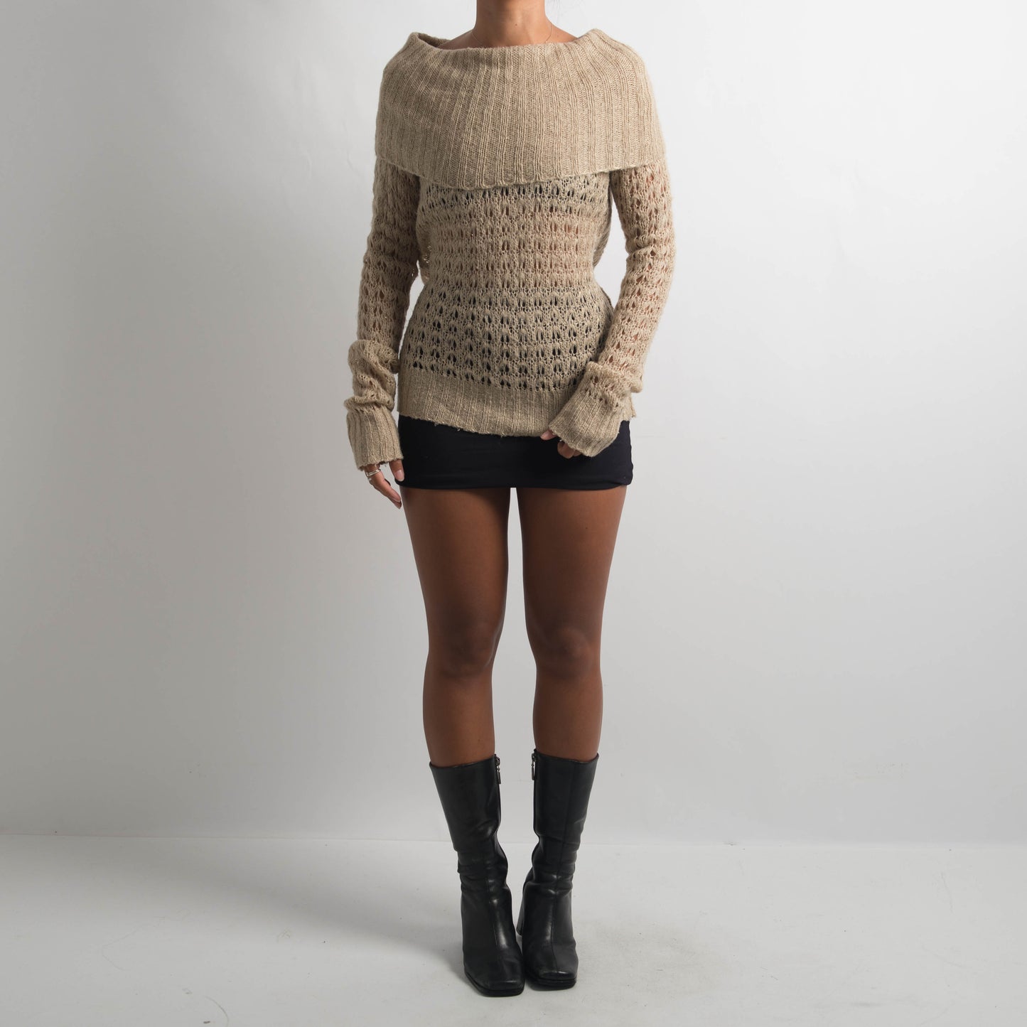 BEIGE METALLIC SWEATER