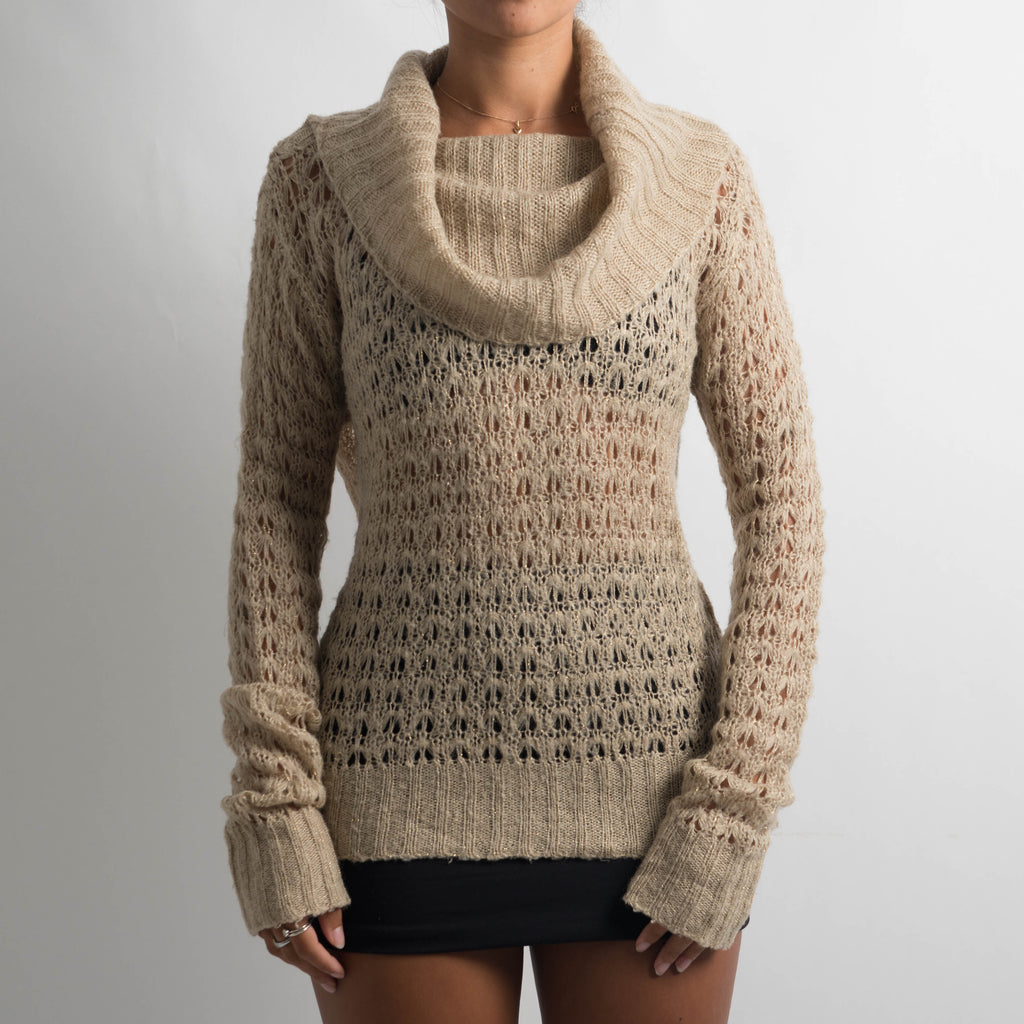 BEIGE METALLIC SWEATER