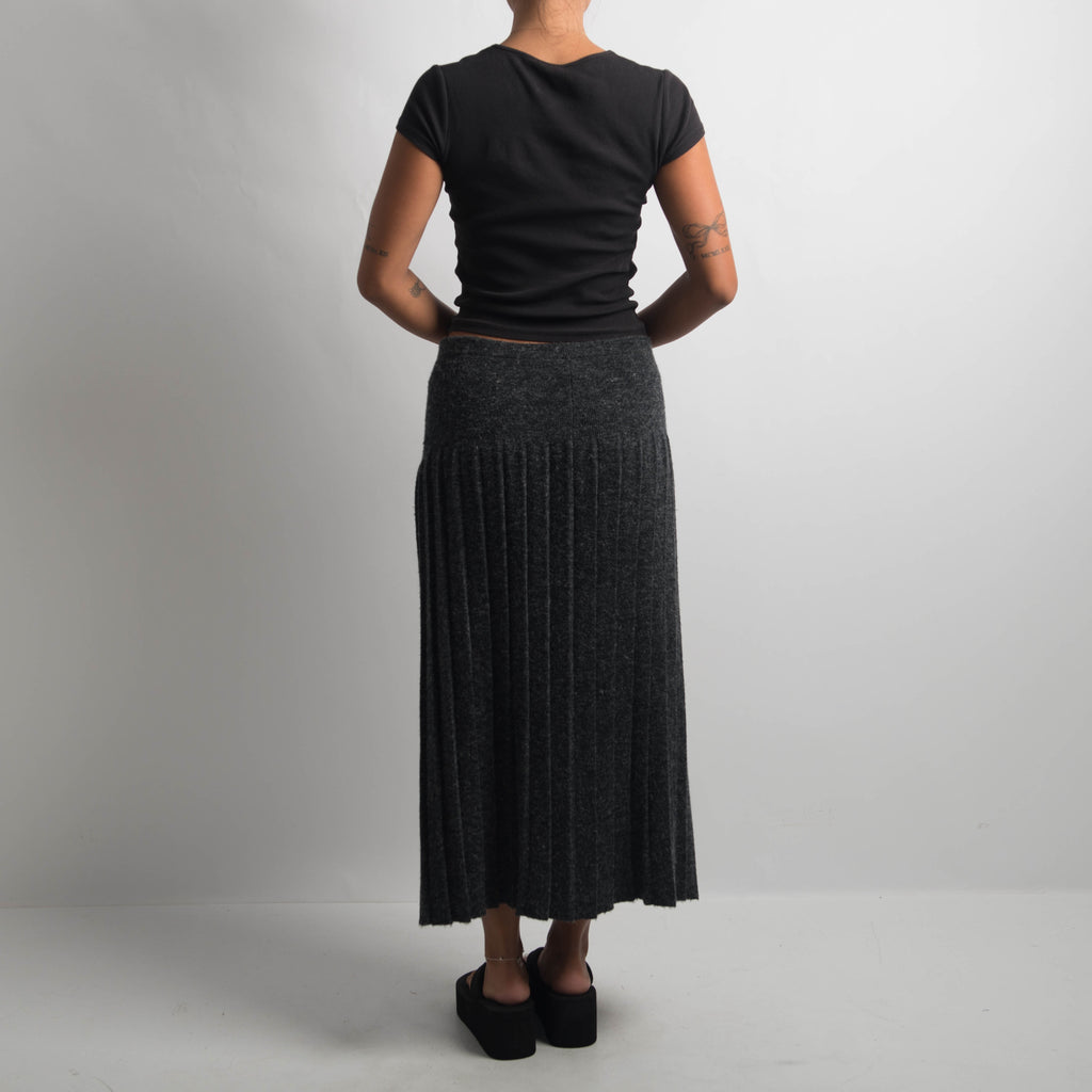 CHARCOAL RIB MIDI SKIRT