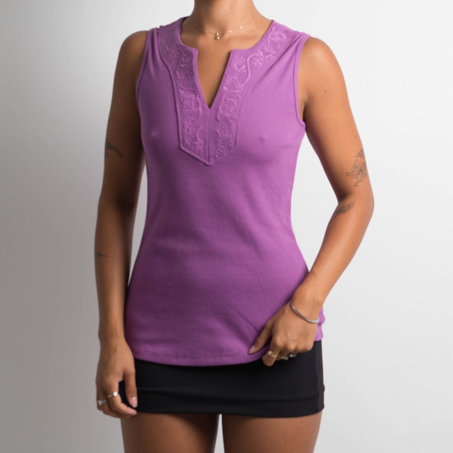 PURPLE SLEEVELESS TOP