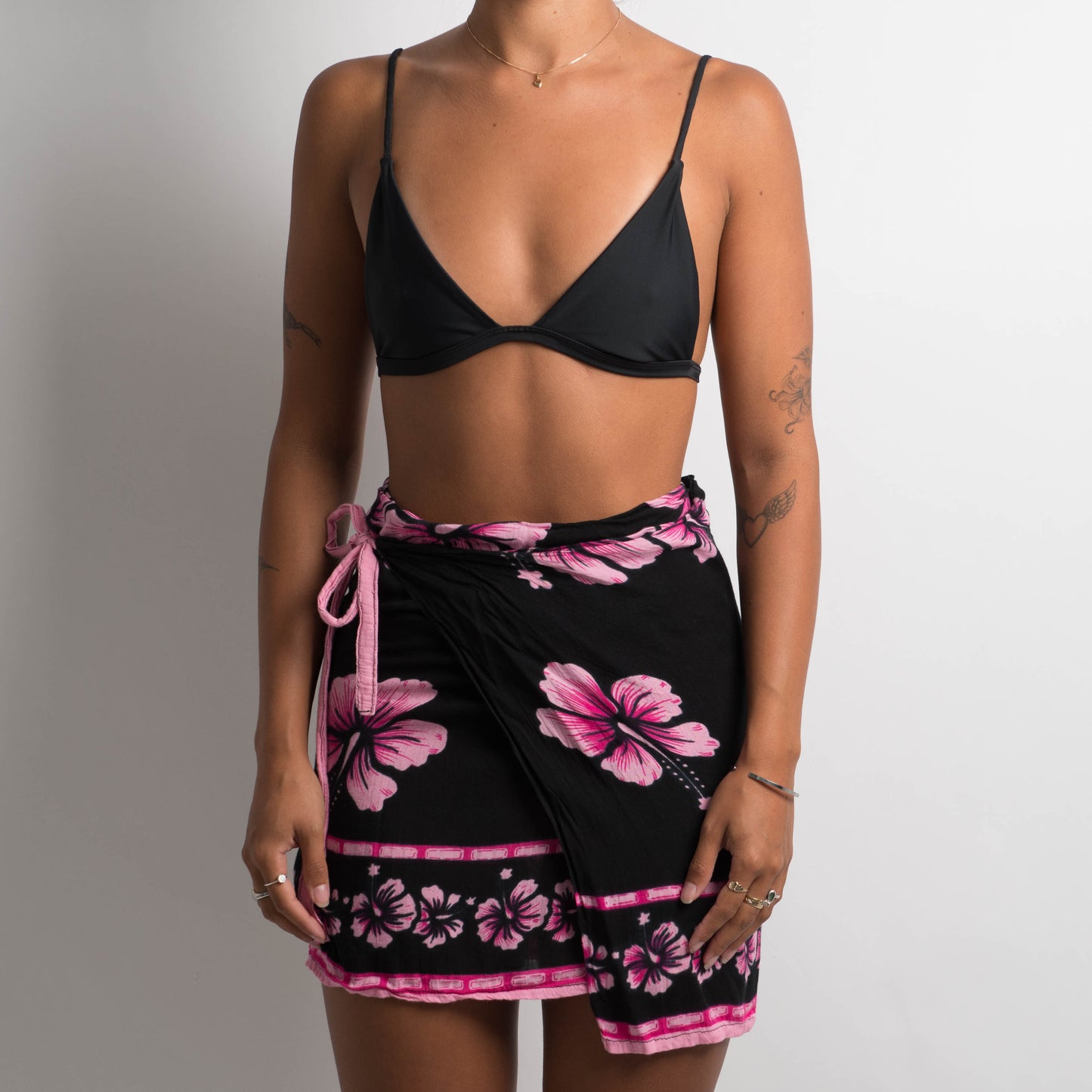 PINK HIBISCUS SARONG