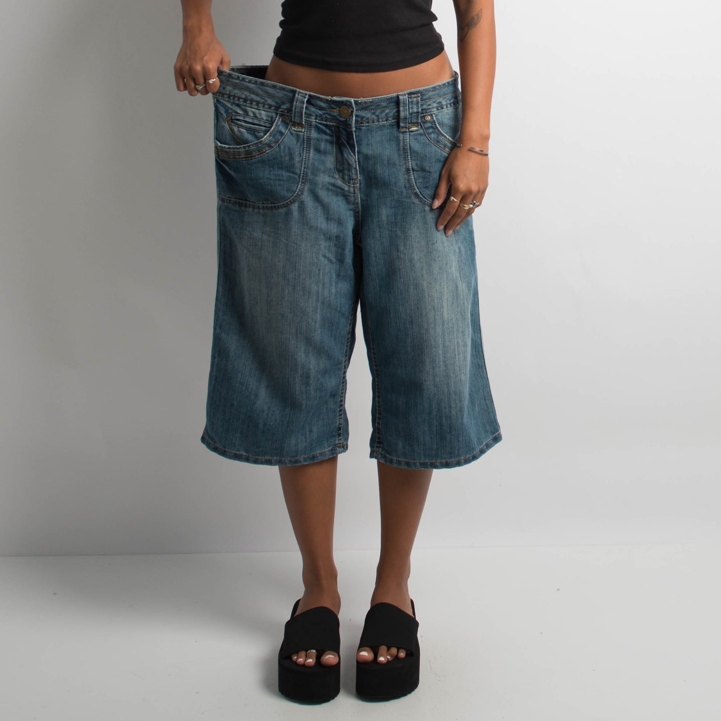 LONGLINE DENIM JORTS