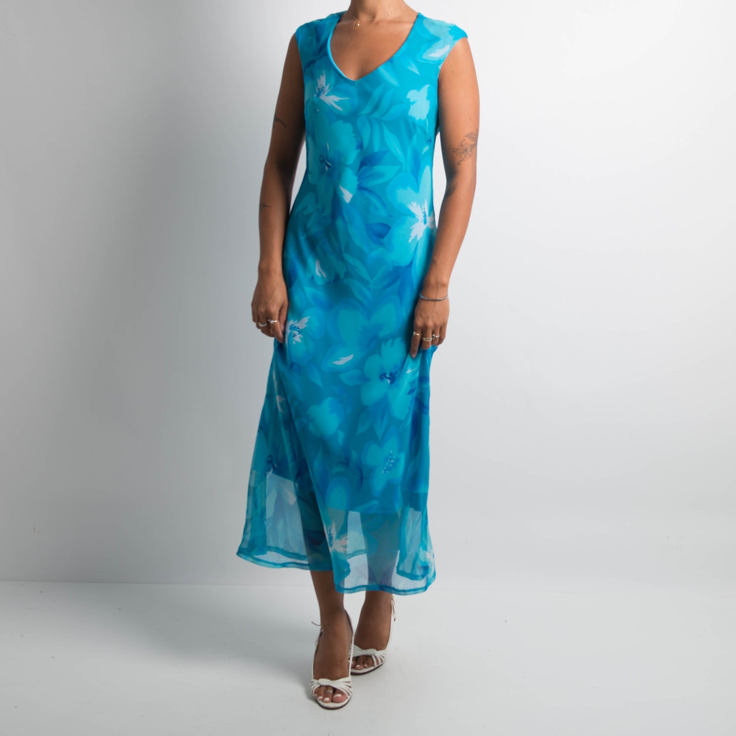 BLUE FLORAL EVENING DRESS