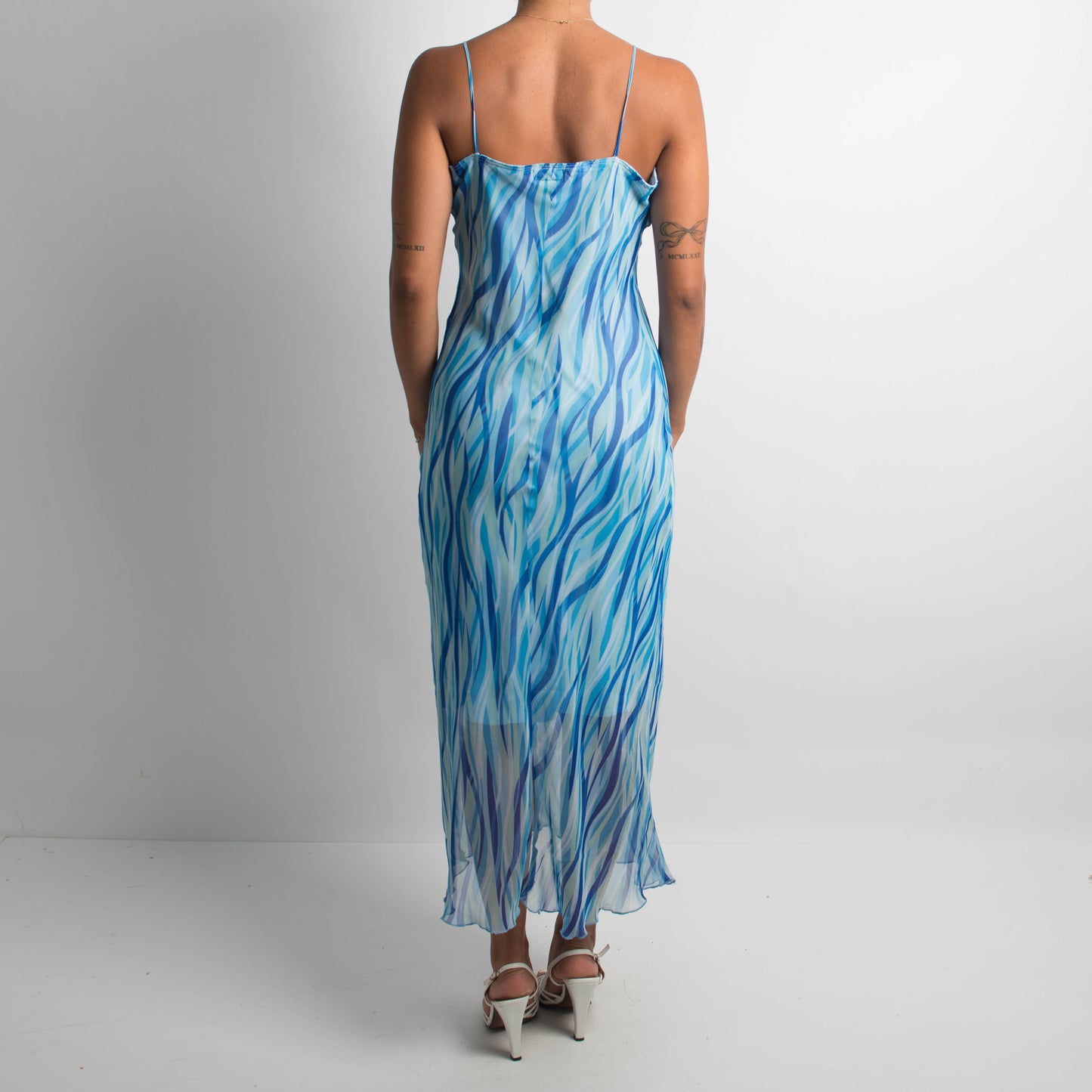 BLUE PATTERNED EVENING DRESS