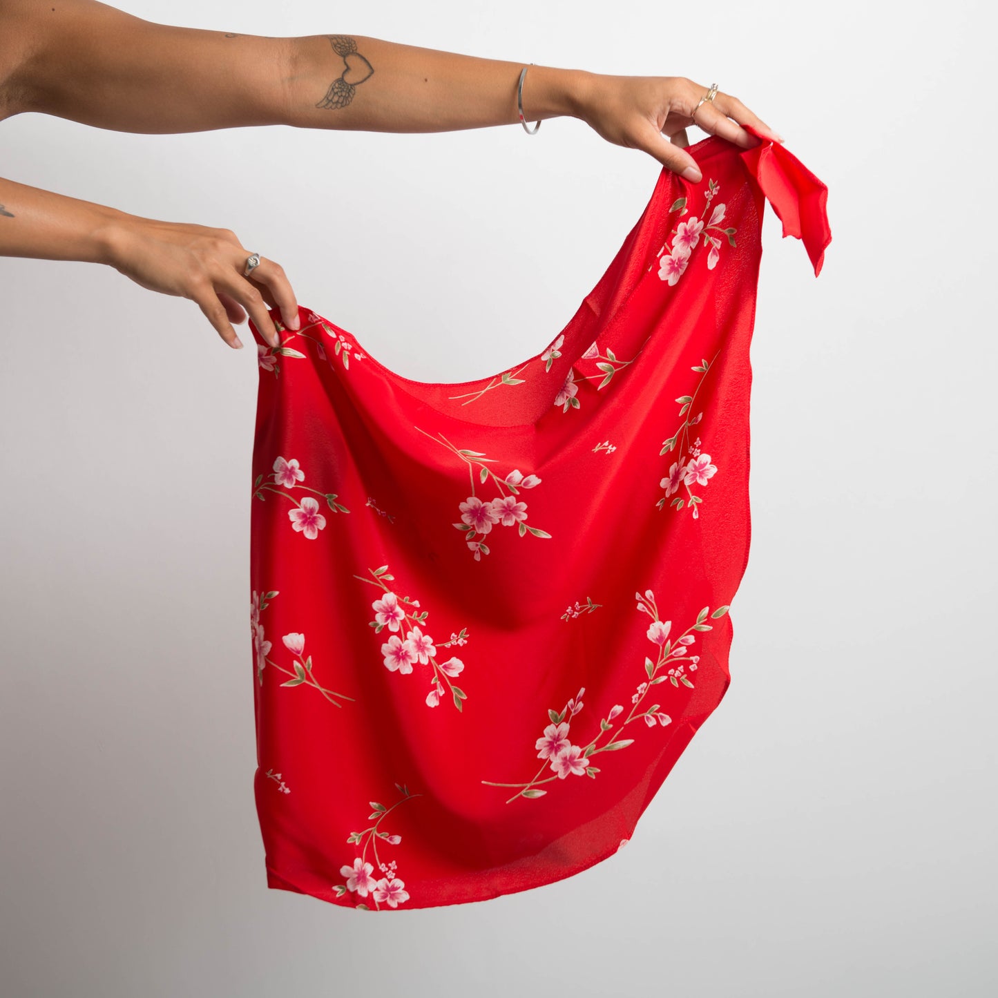 RED FLORAL SARONG