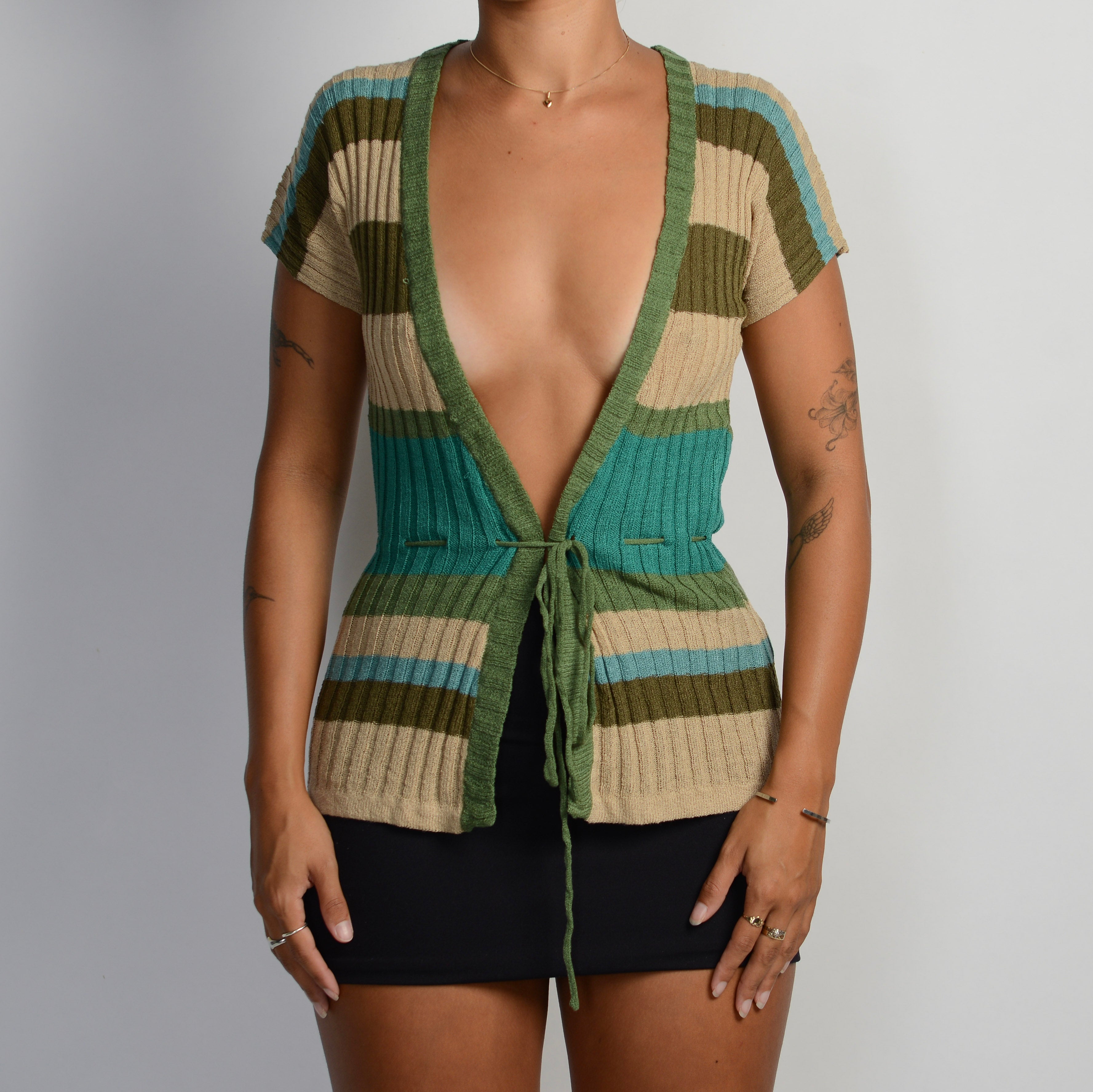 STRIPE KNIT TIE FRONT TOP